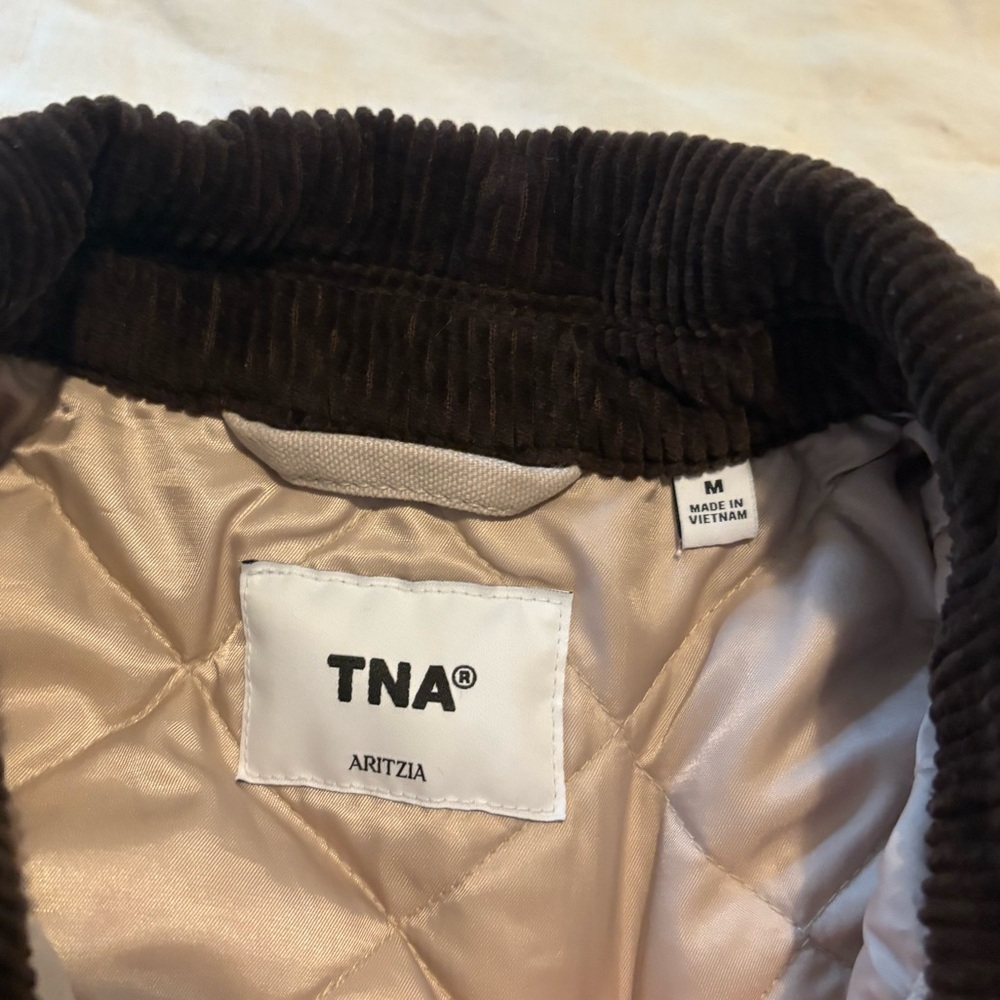 TNA Aritzia Chore jacket - medium - insulated - Picture 4 of 5